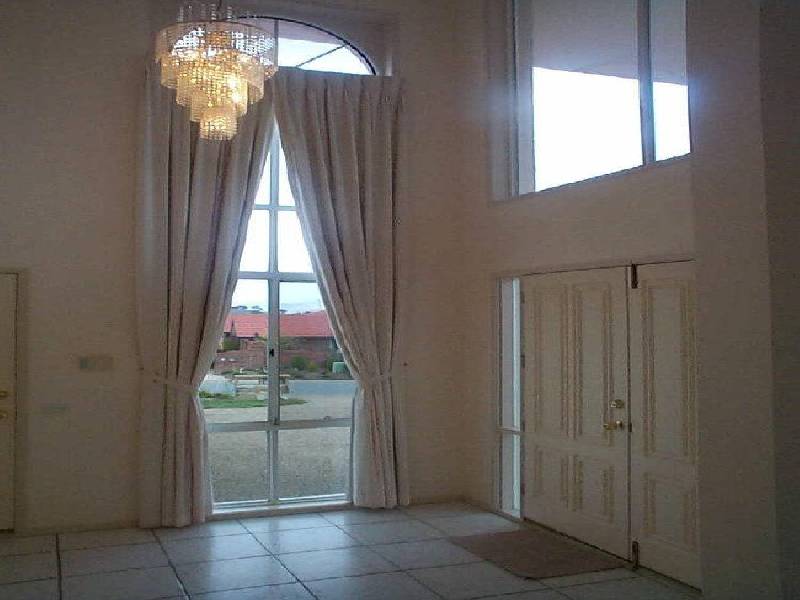 64 Mount Vernon Drive, Kambah ACT 2902