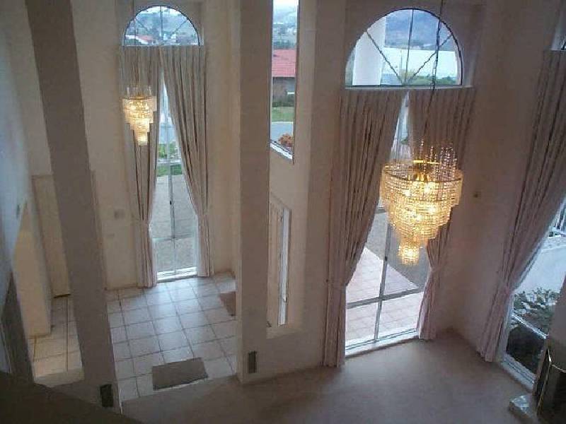 64 Mount Vernon Drive, Kambah ACT 2902