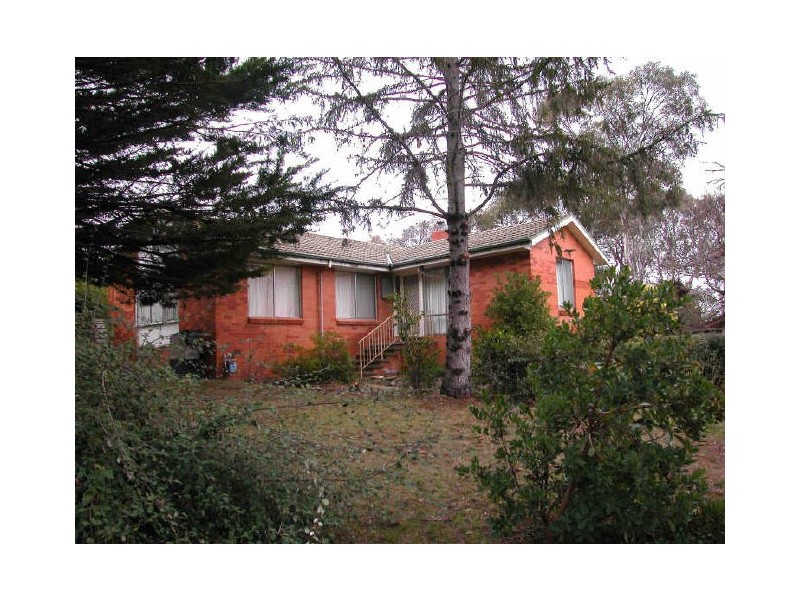 115 Eggleston Crescent, Chifley ACT 2606