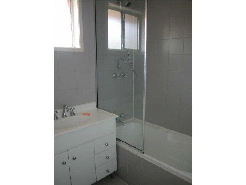 115 Eggleston Crescent, Chifley ACT 2606