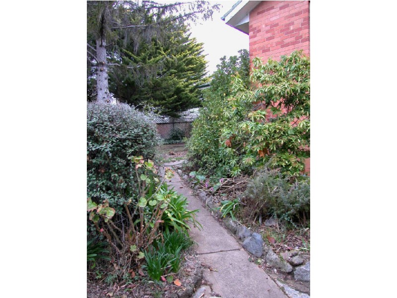 115 Eggleston Crescent, Chifley ACT 2606