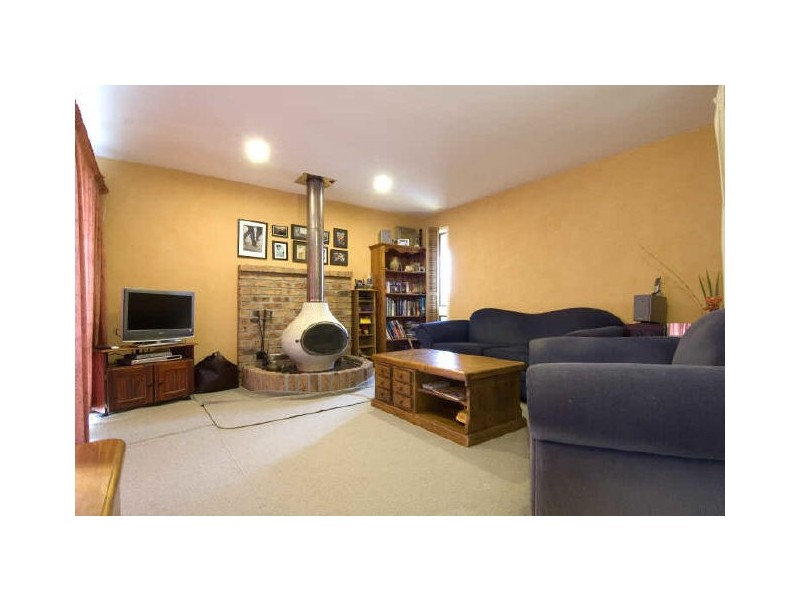 114 Livingston Avenue, Kambah ACT 2902