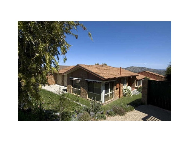 30 Whitty Crescent, Isaacs ACT 2607