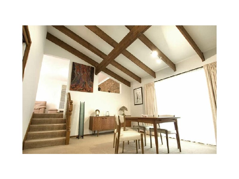 30 Whitty Crescent, Isaacs ACT 2607