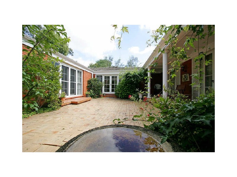 10 Charlotte Street, Red Hill ACT 2603