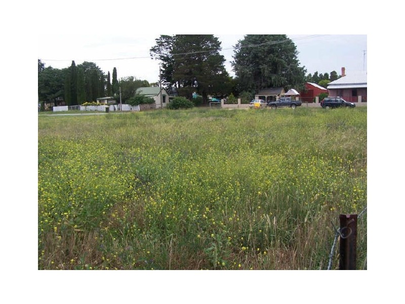 11 Rutledge Street, Bungendore NSW 2621