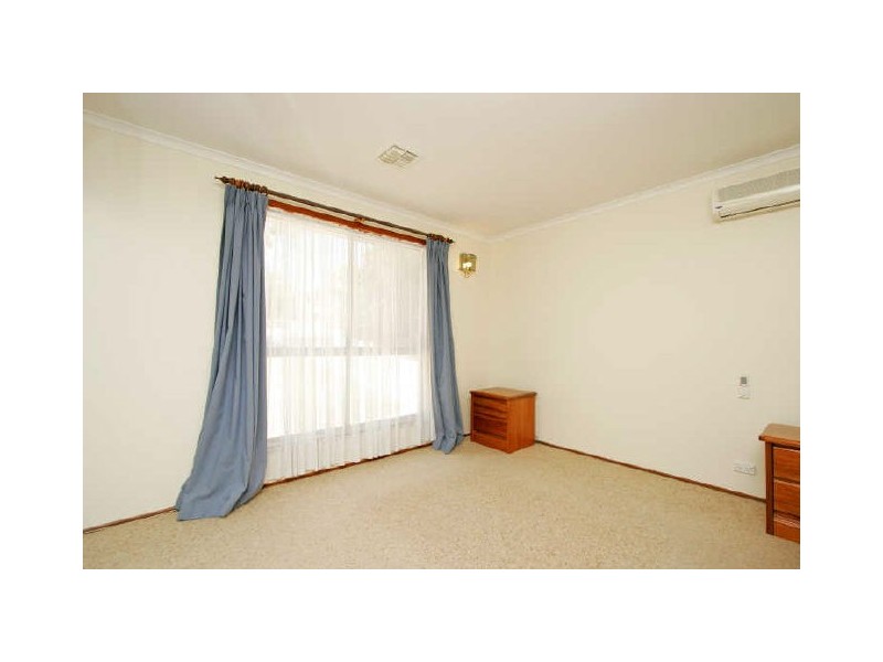 8 Turriff Street, Chisholm ACT 2905