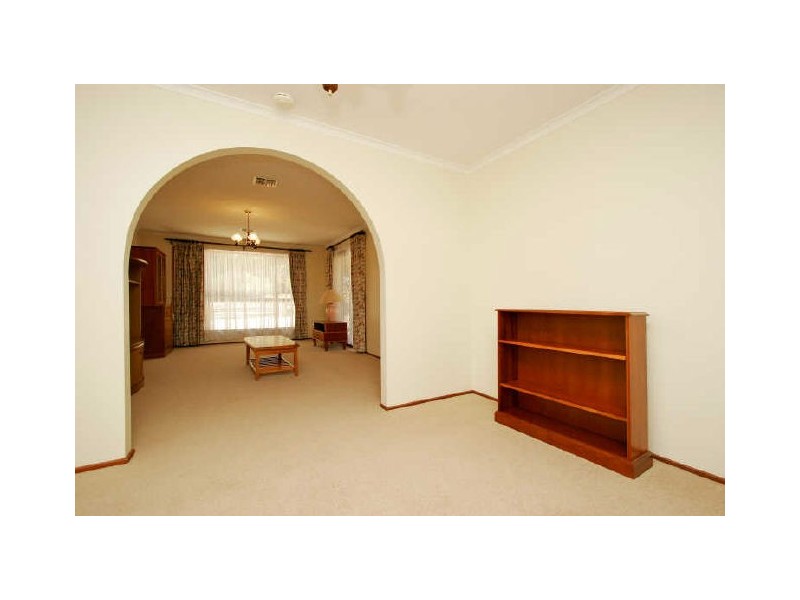 8 Turriff Street, Chisholm ACT 2905