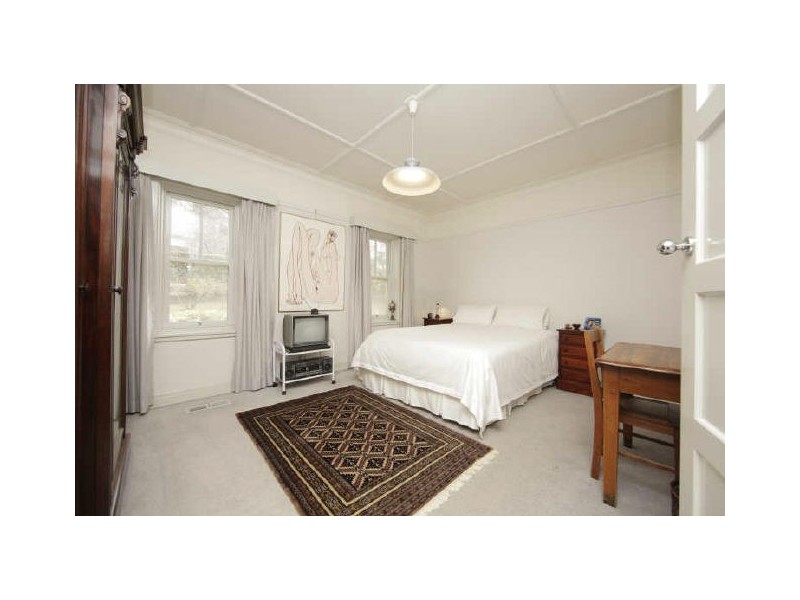 27 Grant Crescent, Griffith ACT 2603