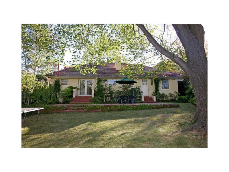 27 Grant Crescent, Griffith ACT 2603