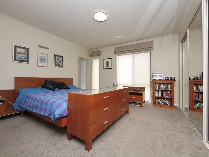 34 Bamford Street, Hughes ACT 2605