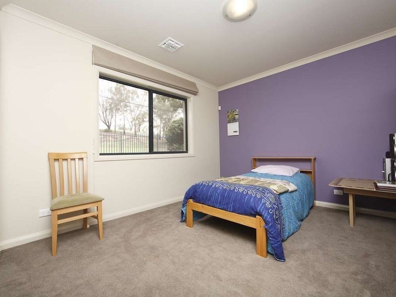 34 Bamford Street, Hughes ACT 2605