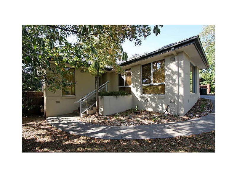 6 Barron Street, Deakin ACT 2600