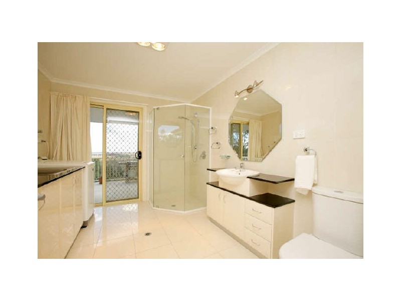 38 Sherwood Place, Royalla NSW 2620
