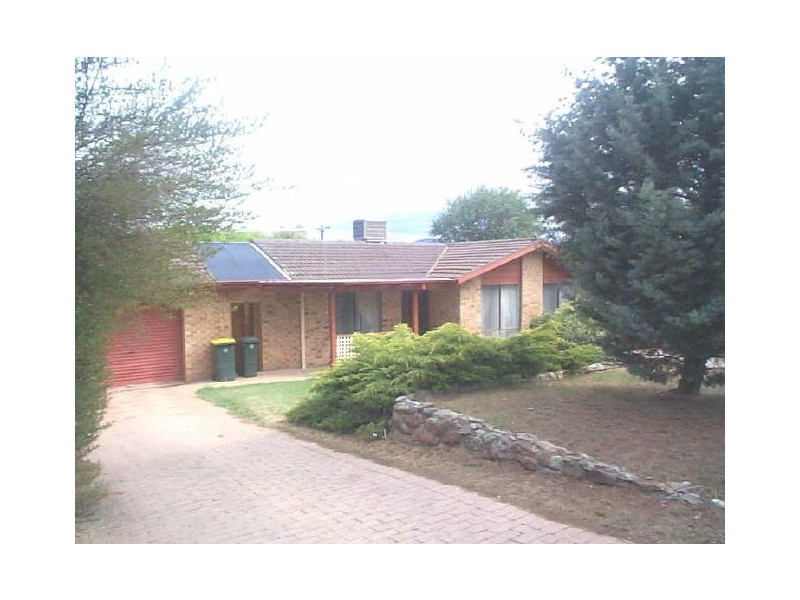 69 Clive Steele Avenue, Monash ACT 2904