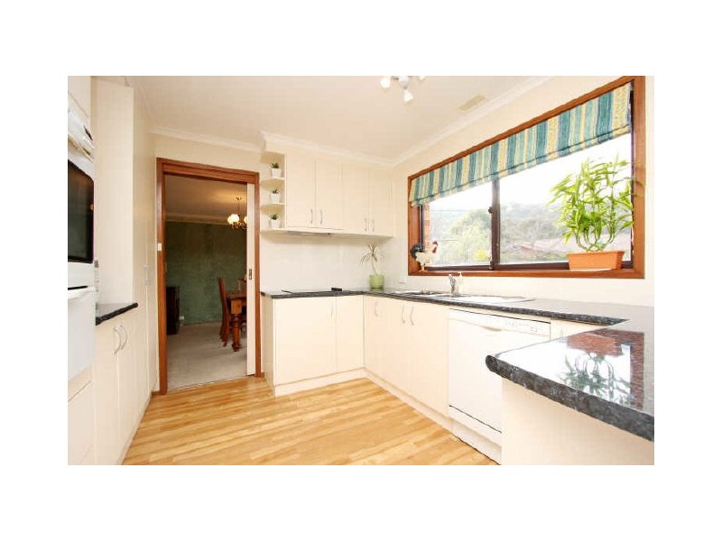 17 Chataway Crescent, Fadden ACT 2904