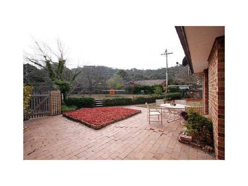 17 Chataway Crescent, Fadden ACT 2904