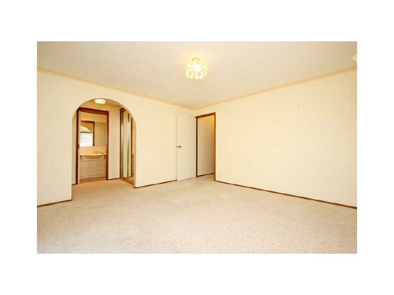 15 Priddle Street, Monash ACT 2904