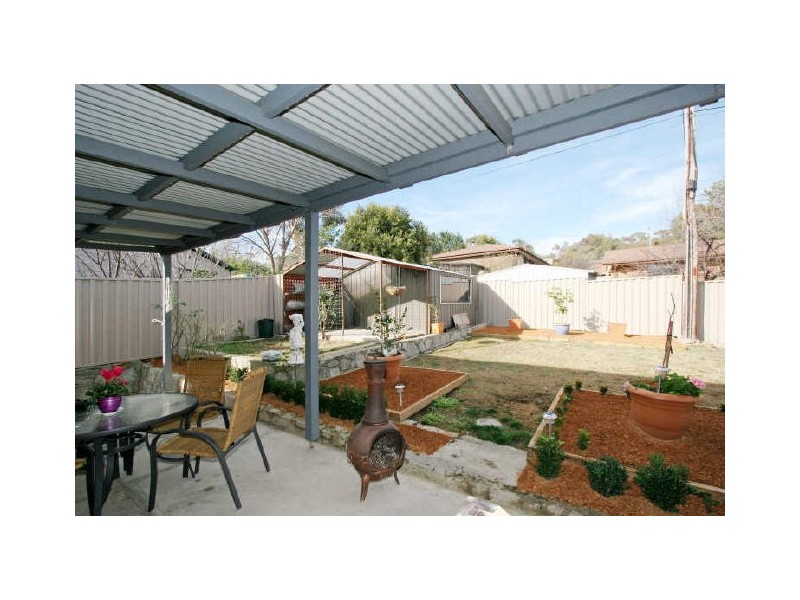 20 Demaine Crescent, Fadden ACT 2904