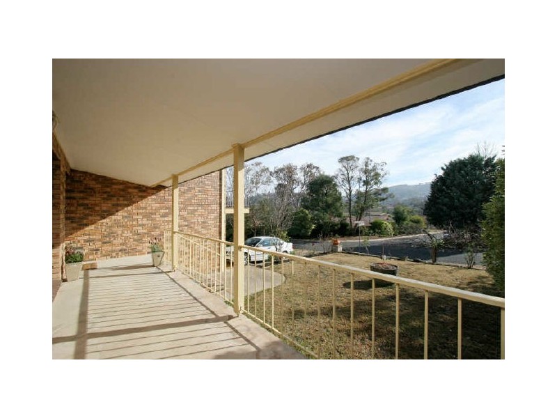 20 Demaine Crescent, Fadden ACT 2904