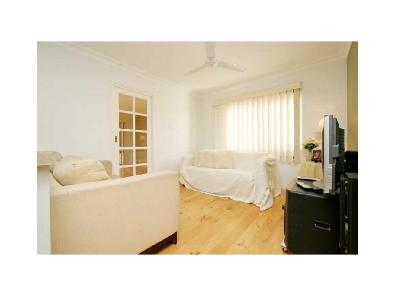 20 Demaine Crescent, Fadden ACT 2904