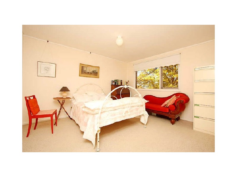 20 Bayley Street, Narrabundah ACT 2604