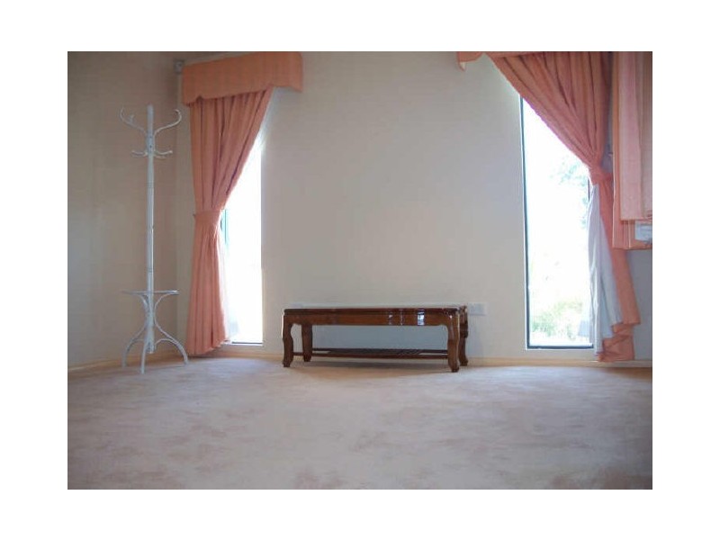 2 Tully Place, Jerrabomberra NSW 2619