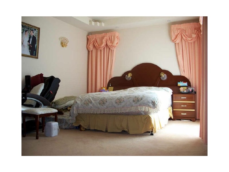 2 Tully Place, Jerrabomberra NSW 2619