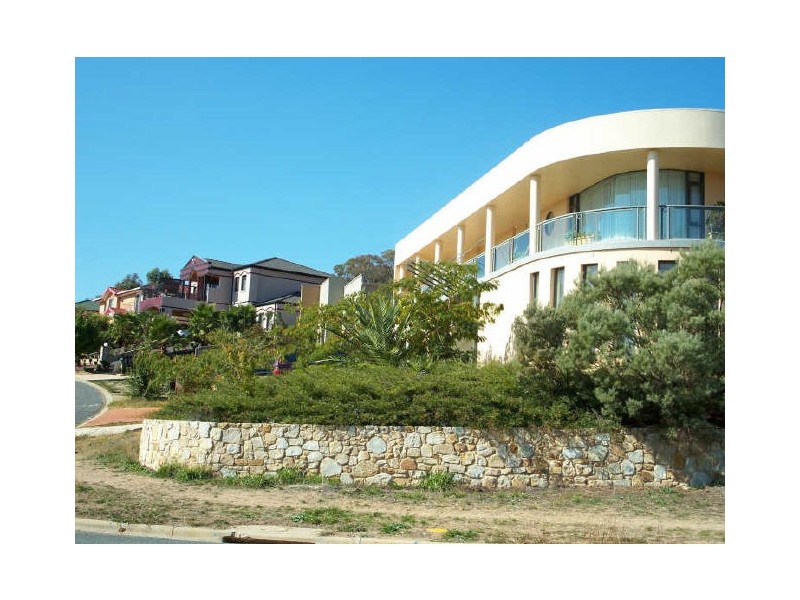 2 Tully Place, Jerrabomberra NSW 2619