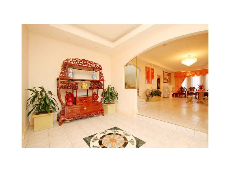 2 Tully Place, Jerrabomberra NSW 2619