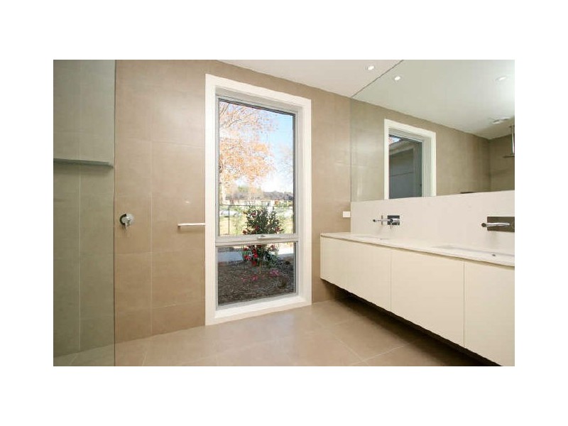 36 Dominion Circuit, Forrest ACT 2603