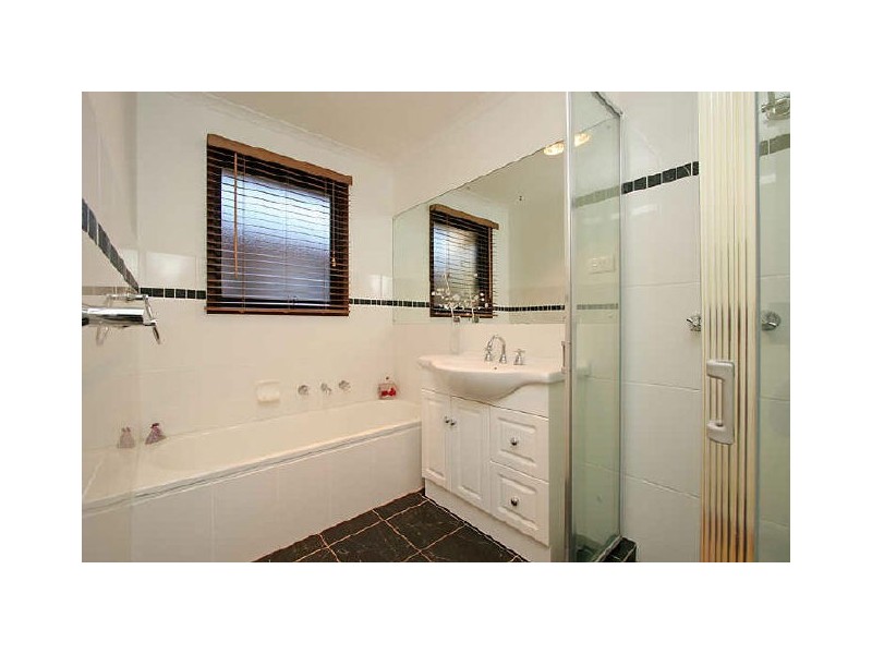 32 Dartnell Street, Gowrie ACT 2904