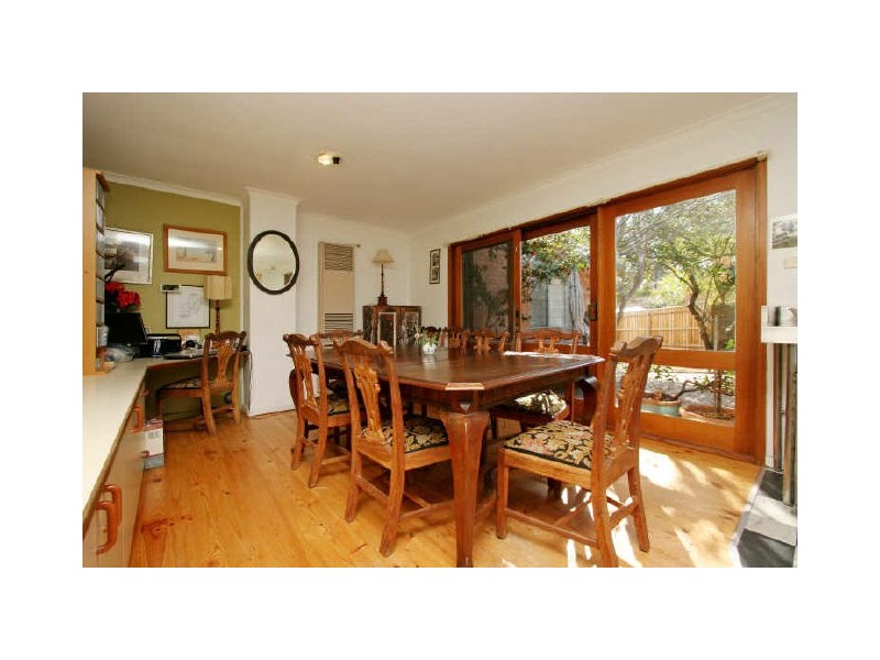 27 Millen Street, Hughes ACT 2605