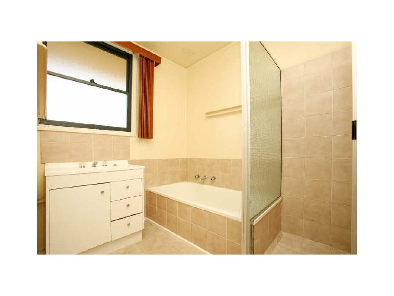 77 Theodore Street, Curtin ACT 2605