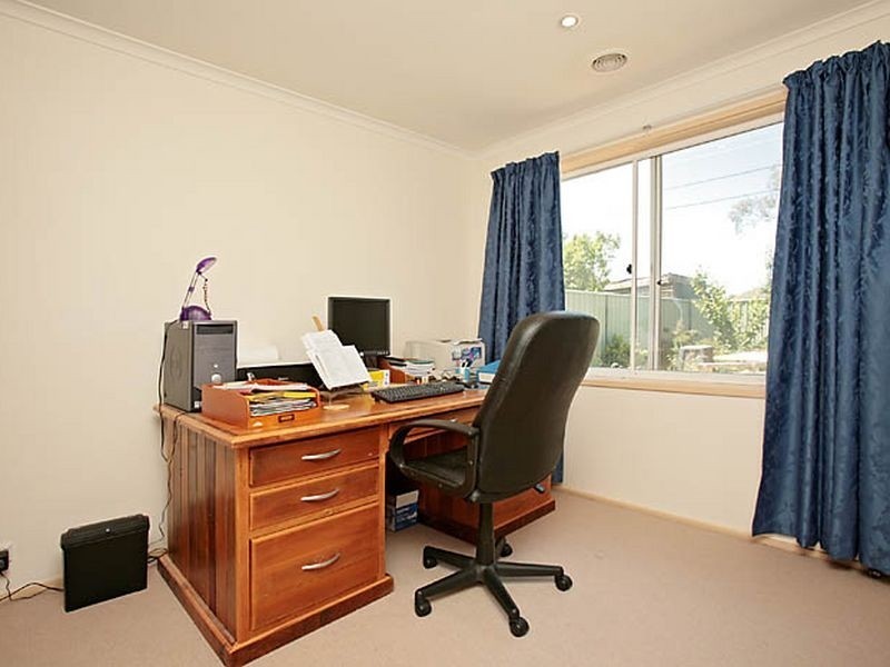 10 Kirwan Circuit, Stirling ACT 2611