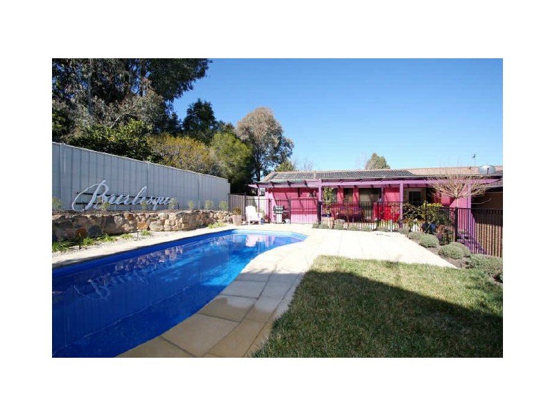 27 Larcombe Crescent, Fadden ACT 2904