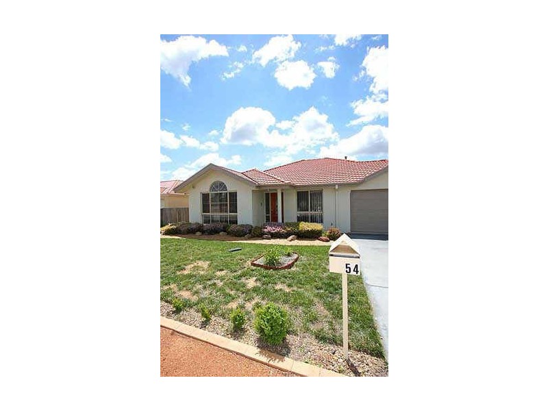 54 Shrivell Circuit, Dunlop ACT 2615