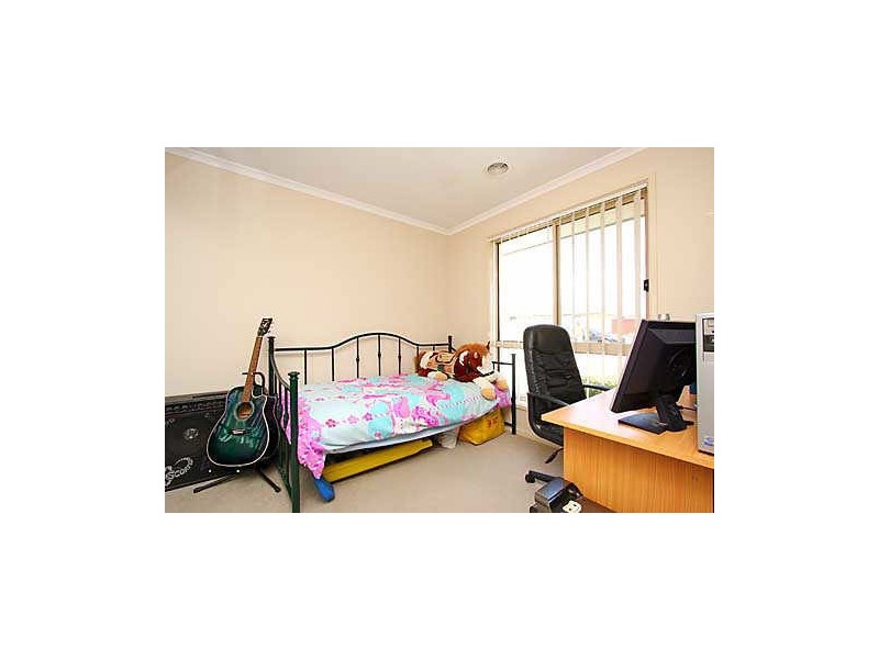 54 Shrivell Circuit, Dunlop ACT 2615