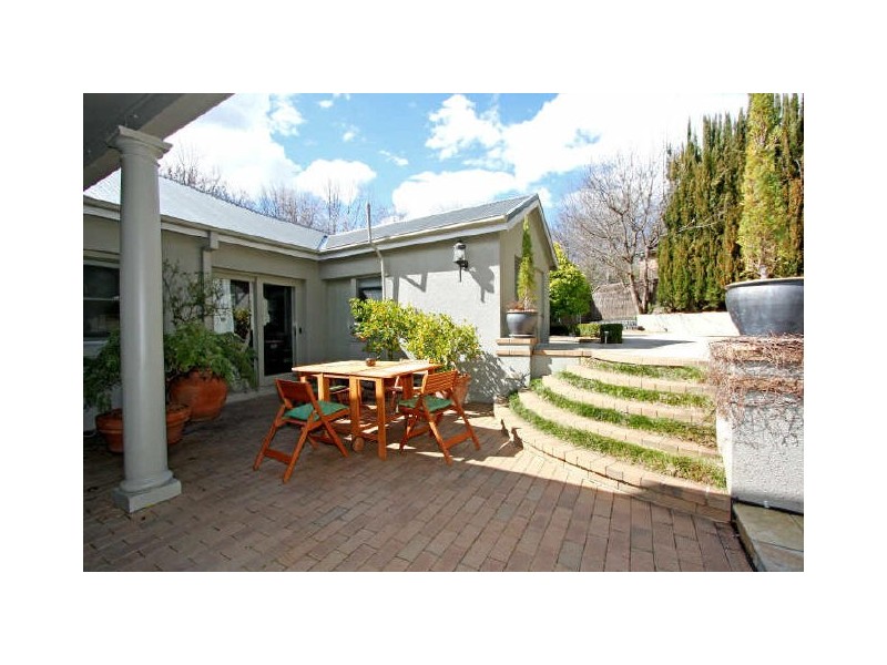 126 Schlich Street, Yarralumla ACT 2600