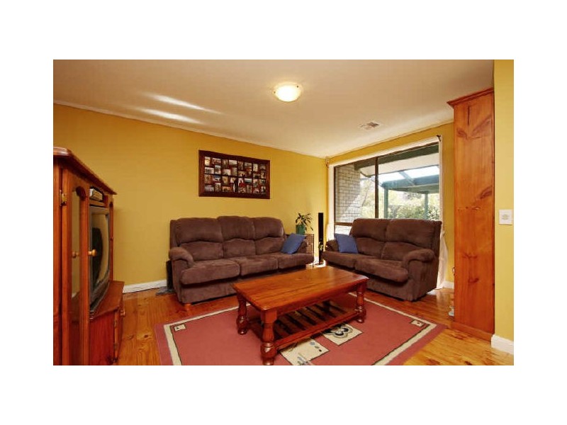 81 Livingston Avenue, Kambah ACT 2902