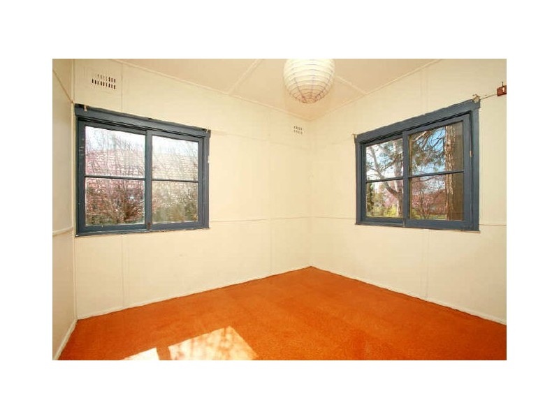 18 Marlee Place, Narrabundah ACT 2604