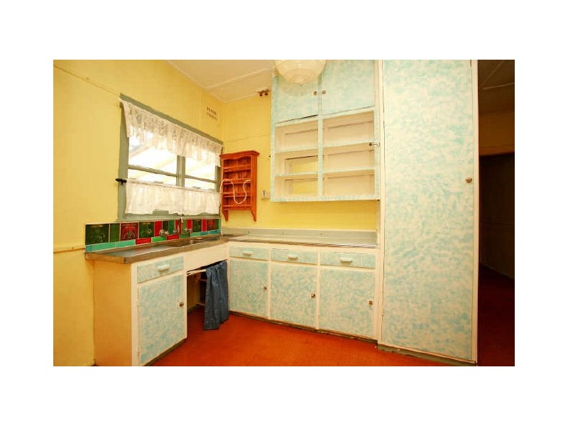 18 Marlee Place, Narrabundah ACT 2604