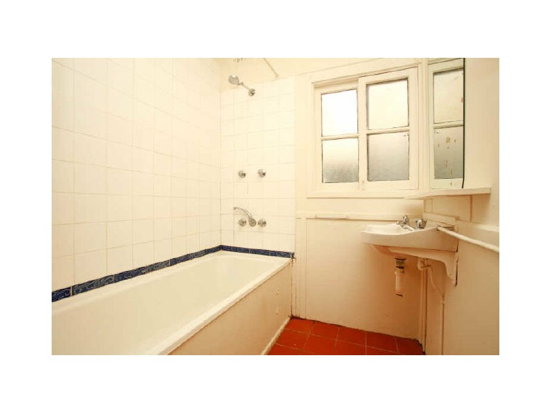 18 Marlee Place, Narrabundah ACT 2604