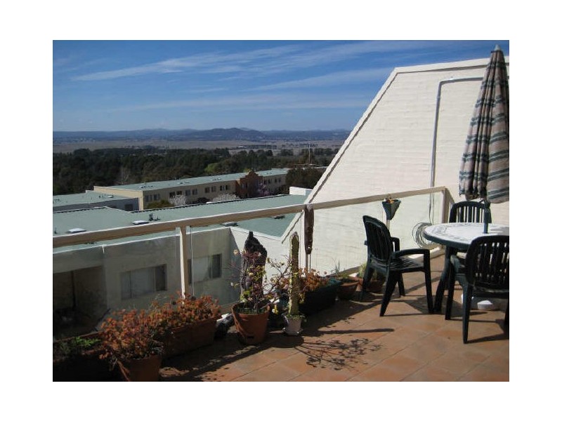 11/27 Leahy Close, Narrabundah ACT 2604