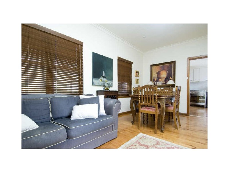 31 Vaughan Gardens, Narrabundah ACT 2604