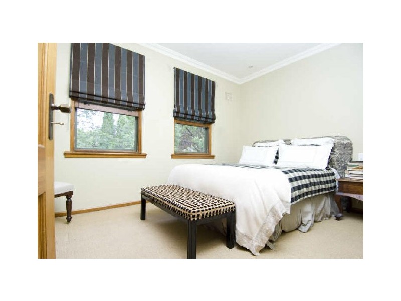 31 Vaughan Gardens, Narrabundah ACT 2604