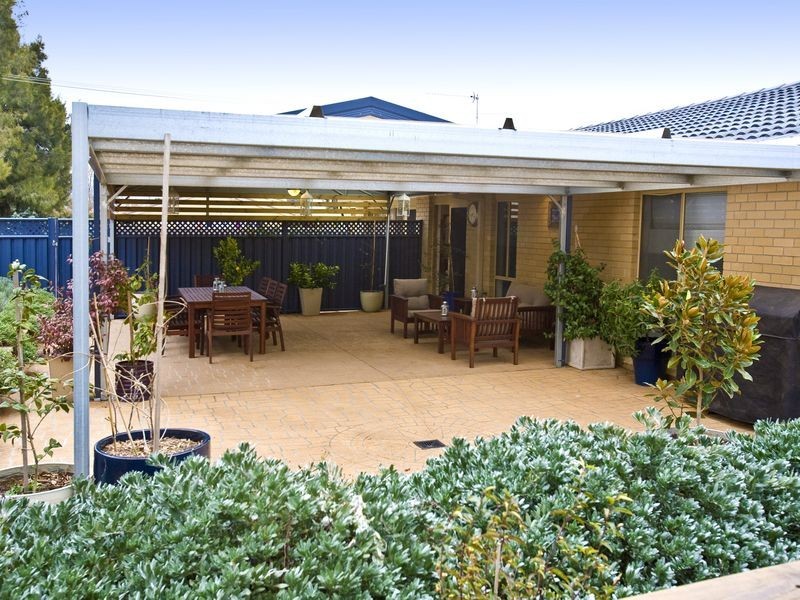 43 Abercorn Crescent, Isabella Plains ACT 2905