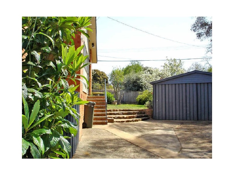 115 Eggleston Crescent, Chifley ACT 2606