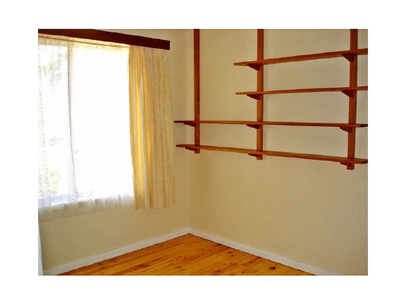 115 Eggleston Crescent, Chifley ACT 2606