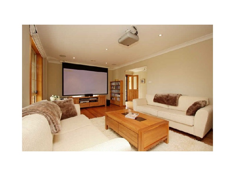 3 Silky Oak Circle, Jerrabomberra NSW 2619